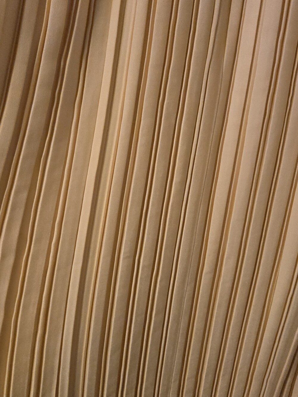 Banana Republic Pleated Maxi Dress — Light Beige - Picture 3 of 6